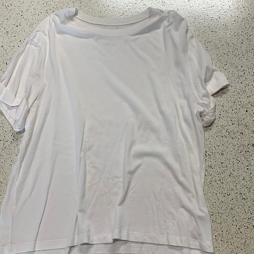 White tshirt
